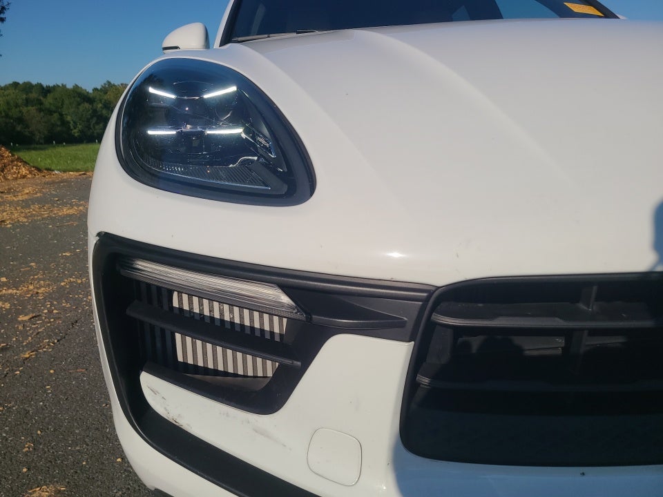 2022 Porsche Macan S