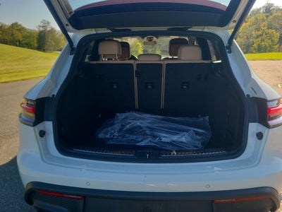 2022 Porsche Macan S