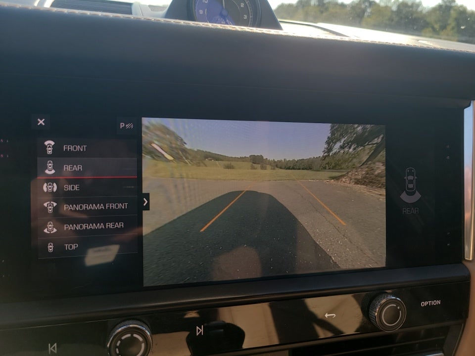 2022 Porsche Macan S