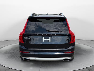 2017 Volvo XC90 Momentum